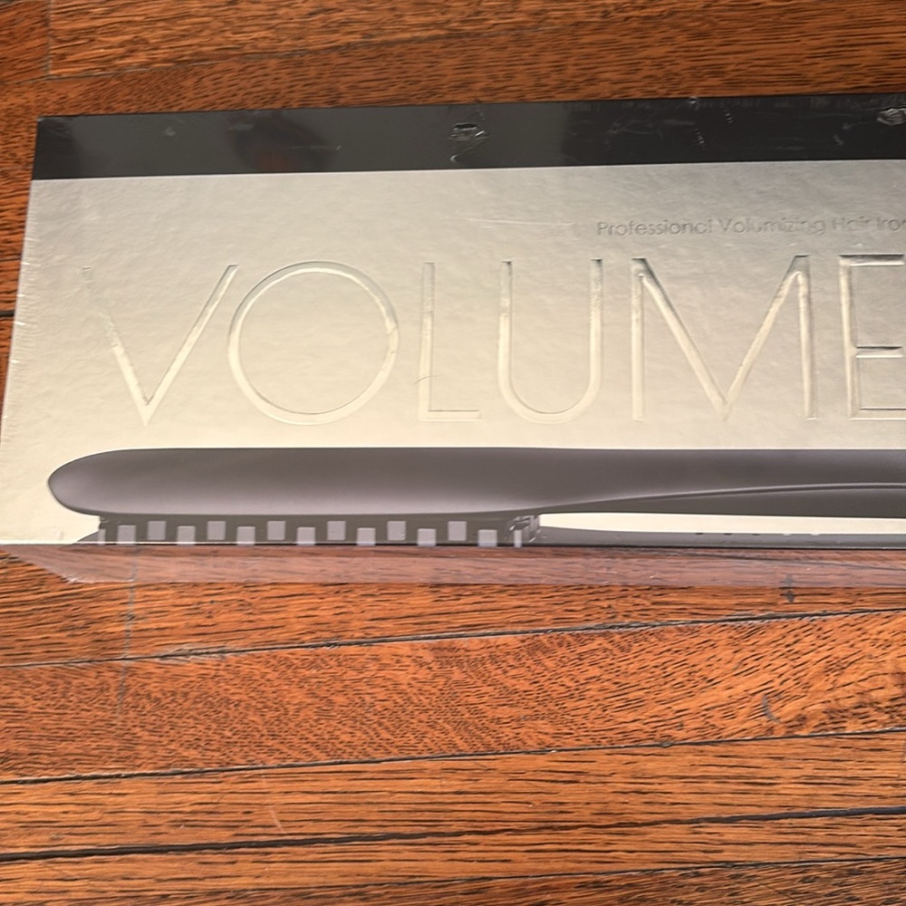 Tymo unopened brand new volume hair iron - Picture 2 of 5